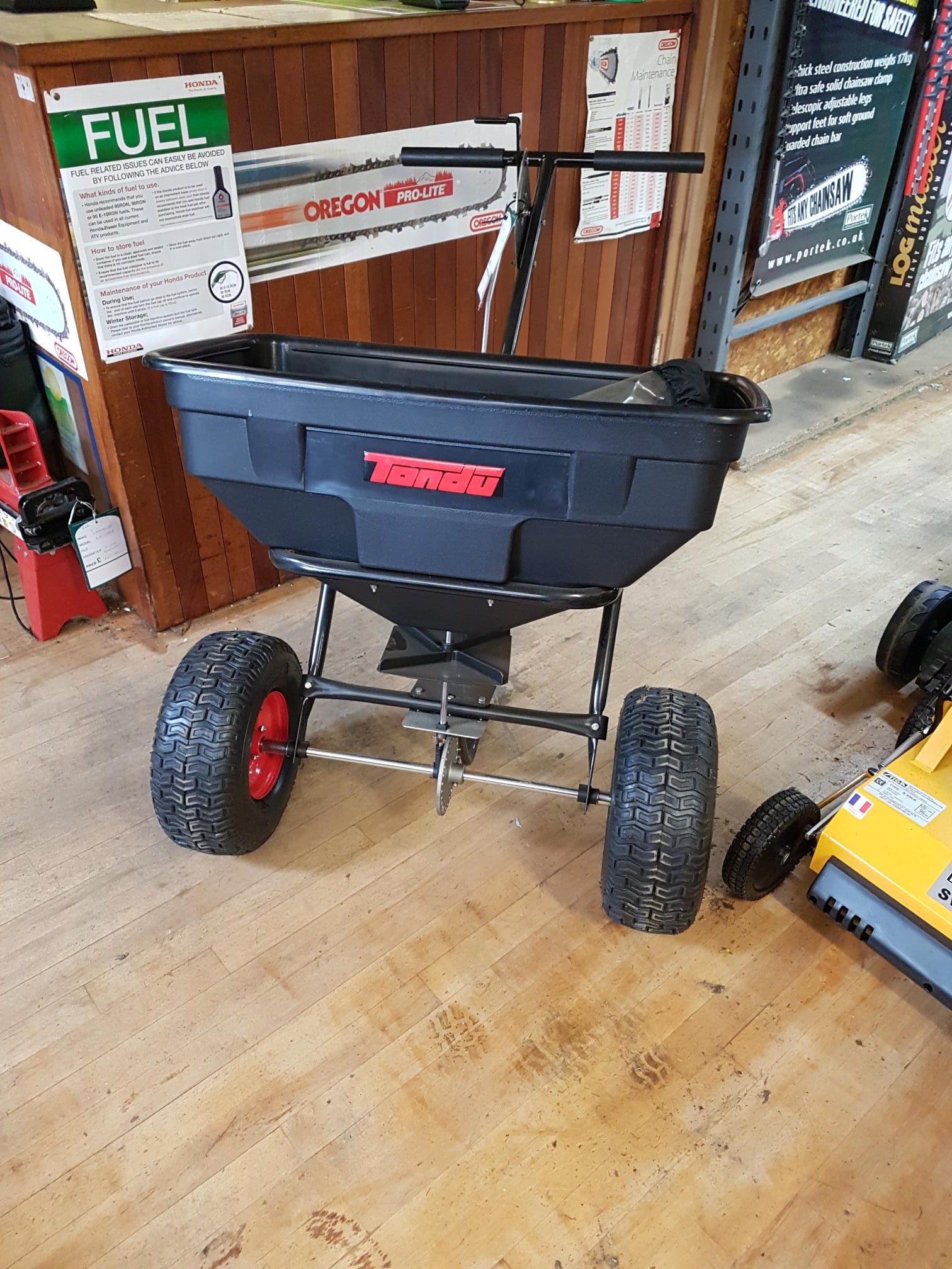 Tondu Push Spreader Newmarket Garden Machinery Services